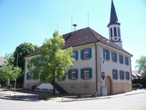 Schul- und Rathaus heute
